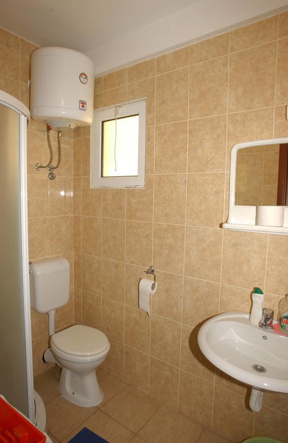 Mm Kovacevic Apartments Petrovac Bagian luar foto
